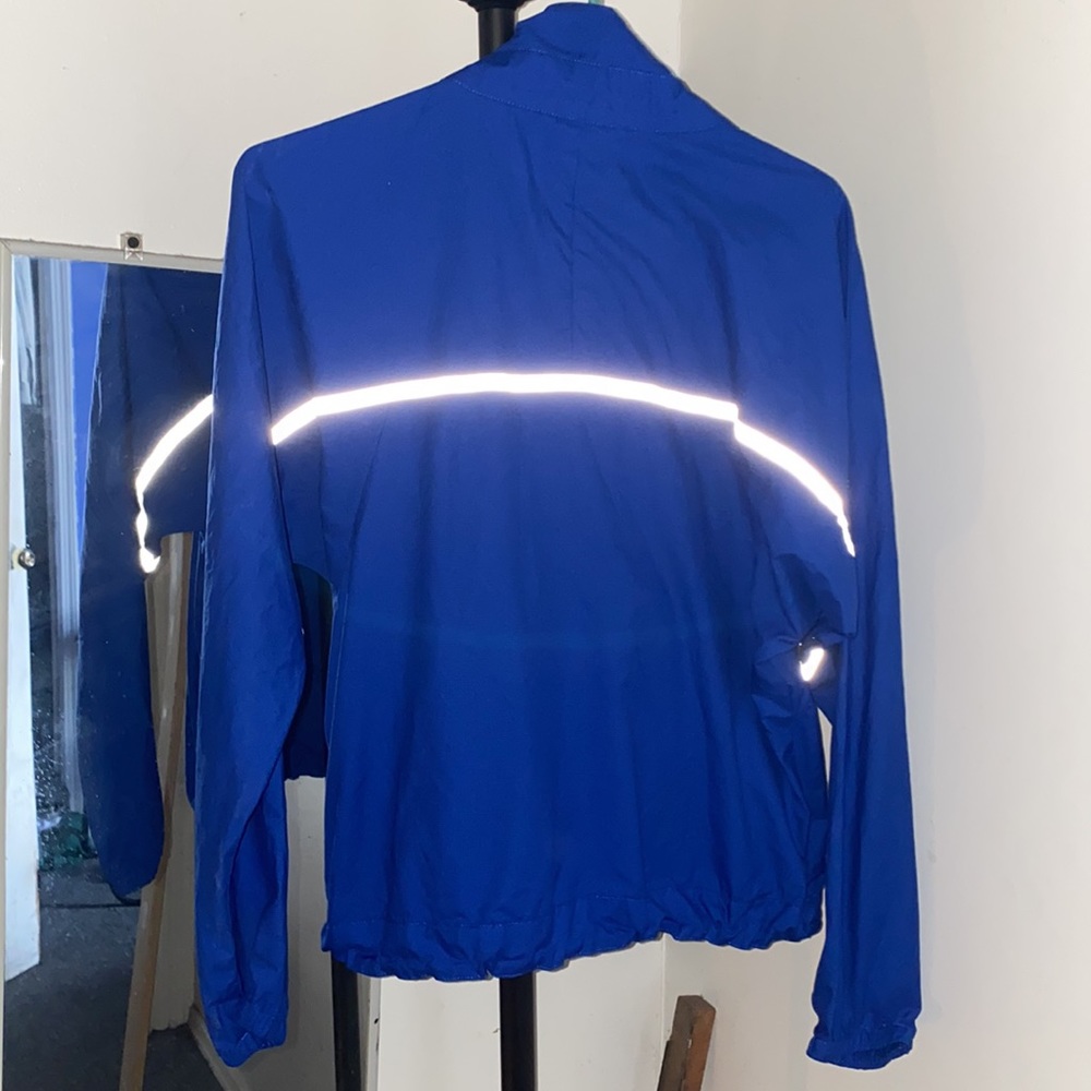 Reflective running jacket - Picture 3 of 4